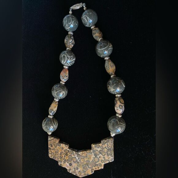 1950s Natural Tortilla Jasper Stone Collar Necklace - Picture 7 of 8